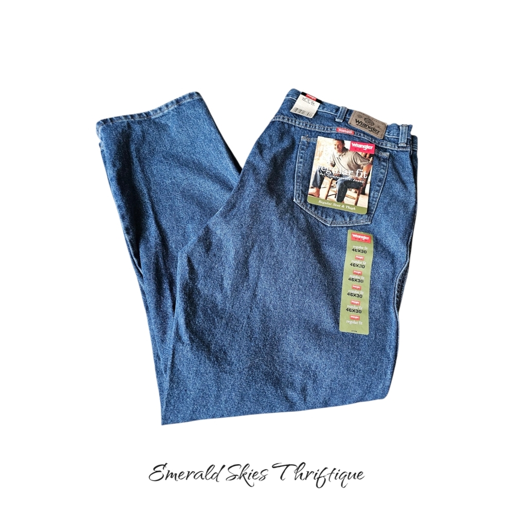 NWT Wrangler men's blue denim jeans Size 46 X 30 Regular fit